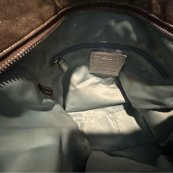 Coach Leather Chelsea Shoulder Bag - Picture 4 of 8